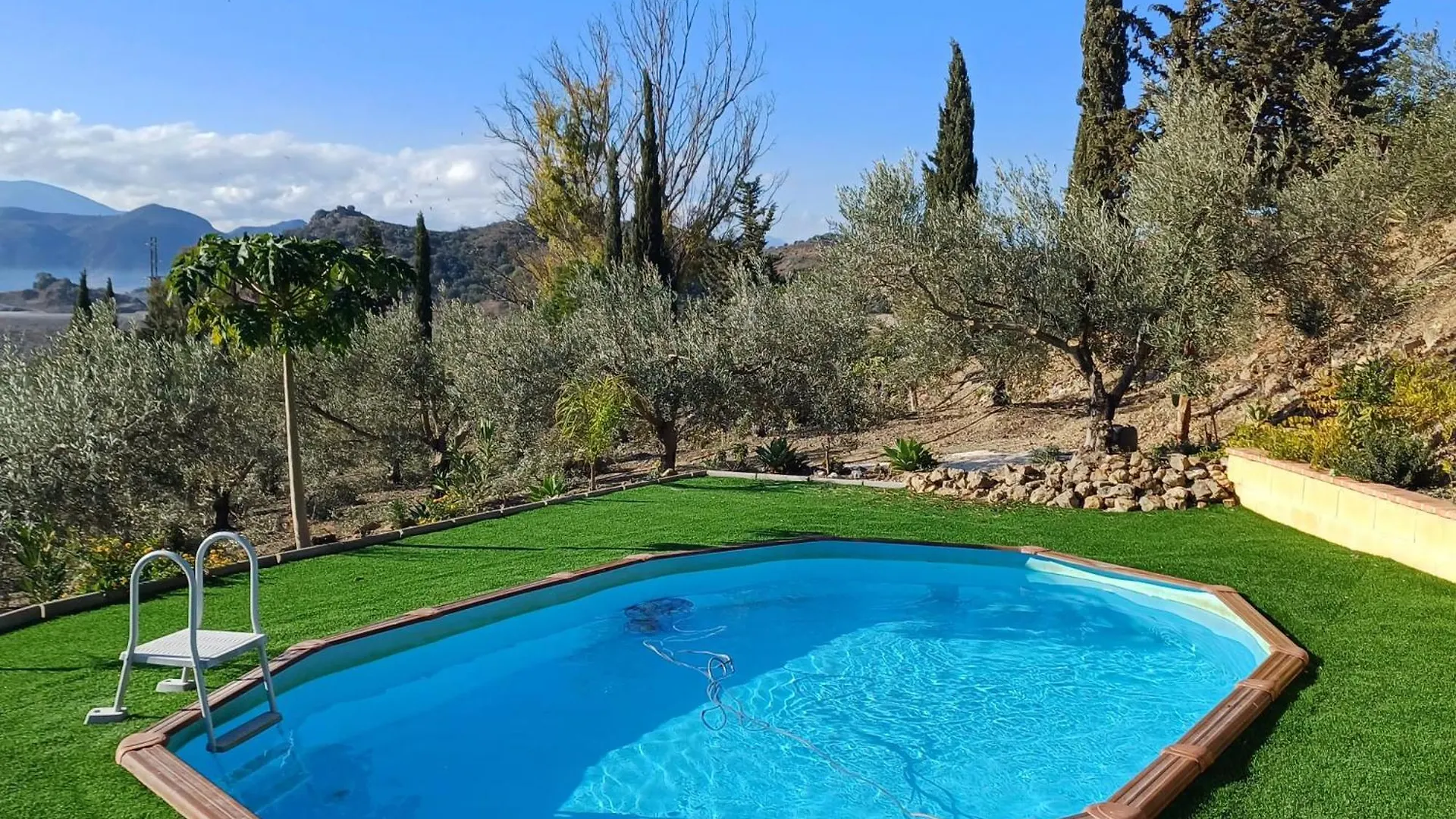 Nyaraló Rural Loft With Pool Views Peaceful Place Near The Center Málaga